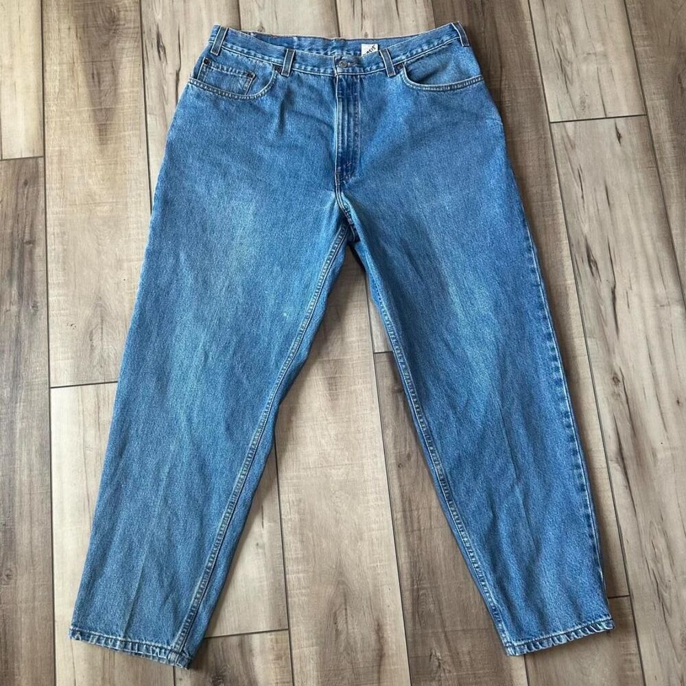 Vintage Y2K Levi's 560 Loose Fit Tapered Leg Jeans 38x30 Made in USA